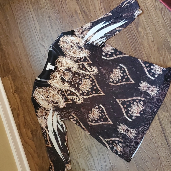 Top - Picture 10 of 16